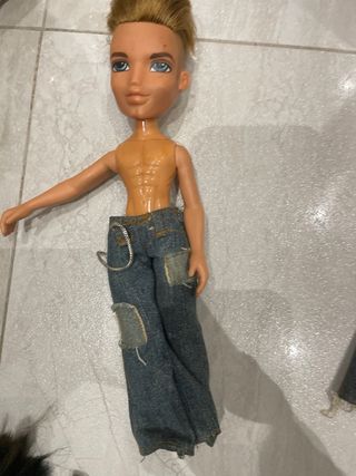 Conjunto Bratz con caja y accesorios