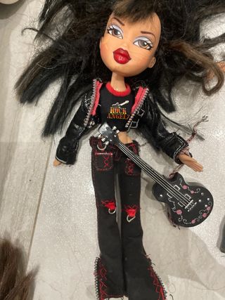 Conjunto Bratz con caja y accesorios