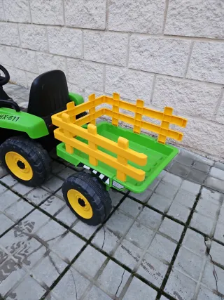 Tractor infantil 611