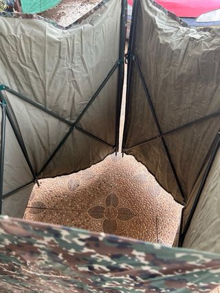 Puesto de caza camuflaje reclamo