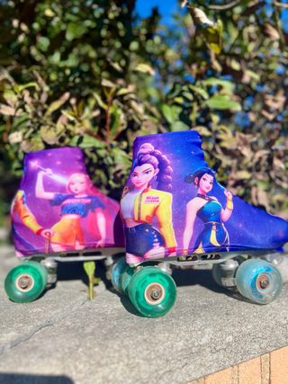 Cubrepatines con diseño de personajes