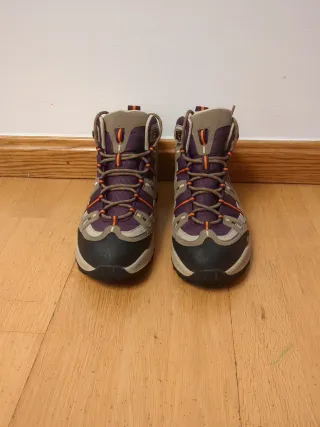 Botas de montaña Quechua mujer talla 39