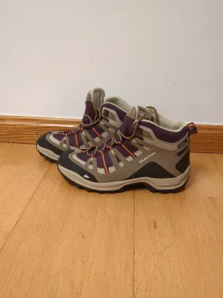 Botas de montaña Quechua mujer talla 39