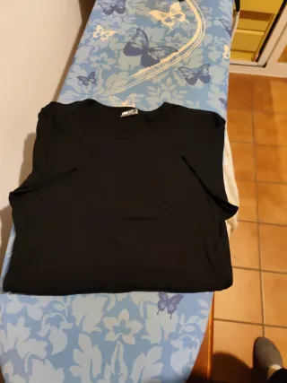 Camiseta negra manga corta