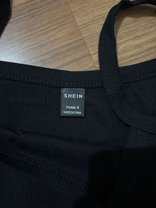 Top Shein Negro Talla S