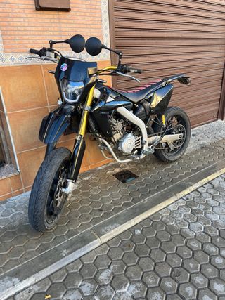 Rieju MRT PRO 125 Supermotard