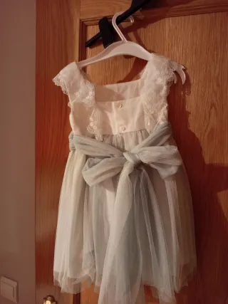 Vestido de fiesta blanco y turquesa niña