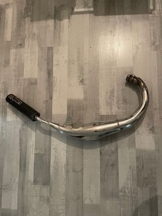 Tubo de escape moto 50cc