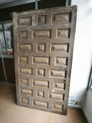 Puerta antigua madera