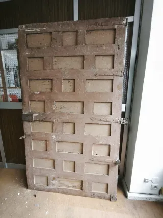 Puerta antigua madera