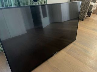 TV Sony Bravia 4K 49 KD-49X8309C + Apple TV gen2