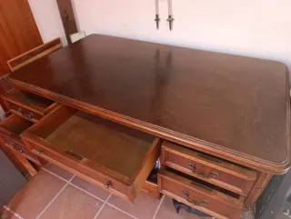 Escritorio bufete antiguo madera de roble macizo