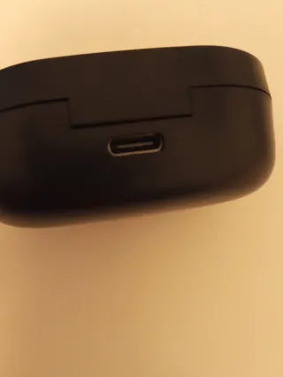 Auriculares inalámbricos negros