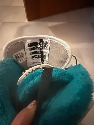 Tabla Snowboard con Botas Talla 39