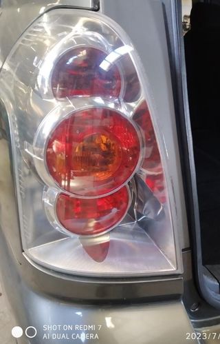 Piloto Trasero Izq Nissan Almera Tino 2005