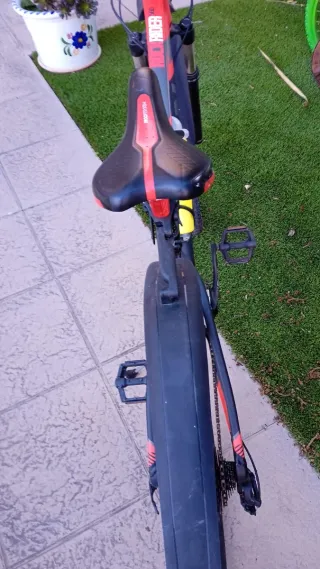 Bicicleta montaña B'Twin Rockrider 560