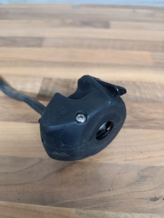 Piña Izquierda Peugeot Satelis 125