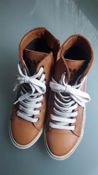 Botines de piel marrones