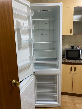 Nevera frigorifico combi blanca