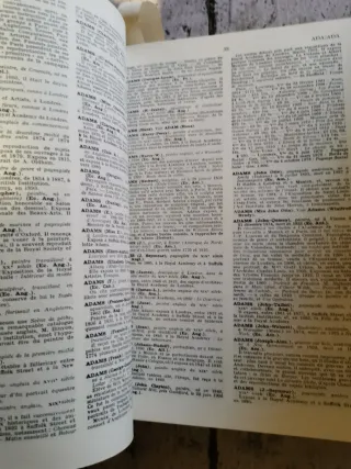 Dictionnaire peintres... BENEZIT