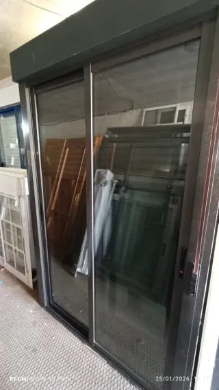 3 Ventana balconera aluminio alto 228x140ancho