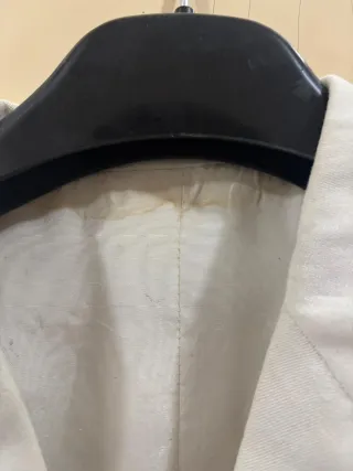 Antiguo traje de la falange española