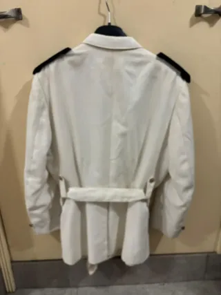 Antiguo traje de la falange española