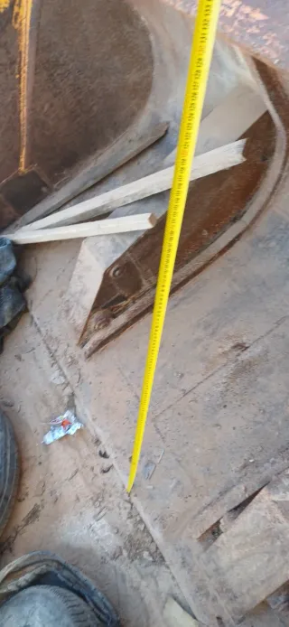 Cuchara alto volteo JCB 3CX/4CX