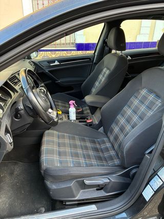 Volkswagen Golf GTE 204cv