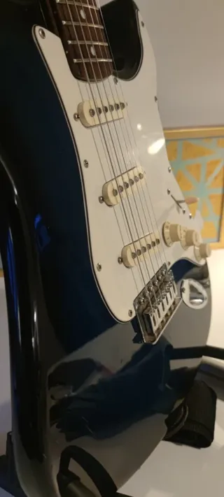 Guitarra Stratocaster Años 90 StarSun  Eléctrica