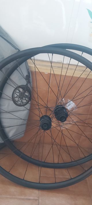 Ruedas DT Swiss R470
