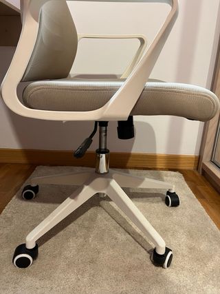 Silla de oficina SKLUM con ruedas