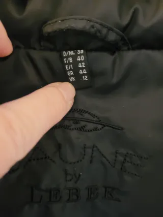 Piumino donna Lebek con cappuccio in pelo