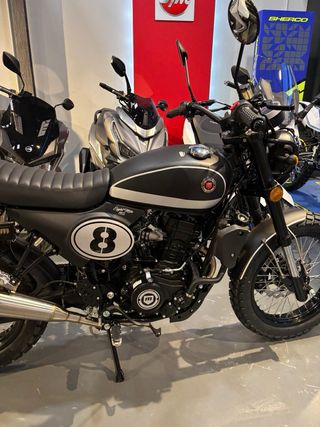 Macbor Eight Mile 125cc 2026 0km Carnet A1 o coche