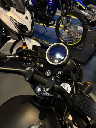 Macbor Eight Mile 125cc 2026 0km Carnet A1 o coche