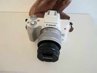 Cámara Canon EOS M50 Blanca