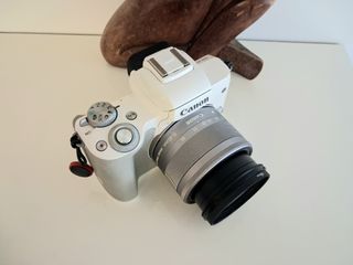 Cámara Canon EOS M50 Blanca