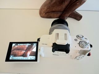 Cámara Canon EOS M50 Blanca