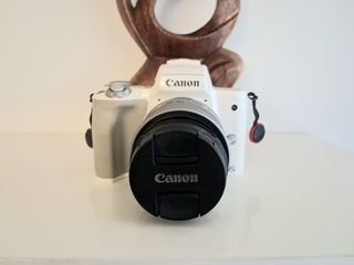 Cámara Canon EOS M50 Blanca