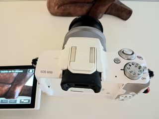 Cámara Canon EOS M50 Blanca