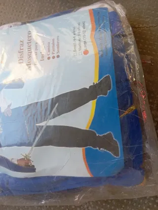 Disfraces de Indio(7-9años) y mosquetero(10-12año)