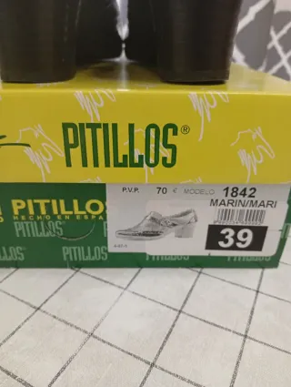 Zapatos Pitillos.