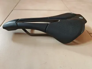 Sillín Prologo Scratch M5 Tirox 143mm Negro