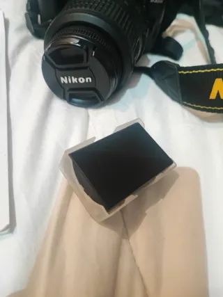 Cámara Nikon D3000 Negra