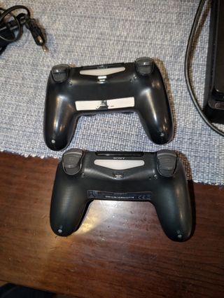 PS4 Slim 1TB + Gafas VR + 4 Juegos