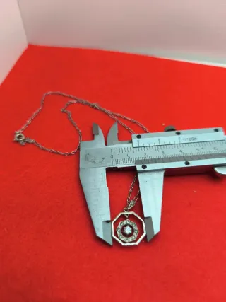 Collar Octogonal  Fix. Bisutería fina.