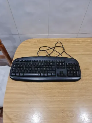 Teclado PC Negro