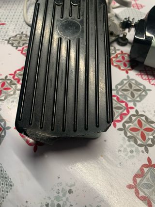 Motor y pedal máquina de coser Alfa