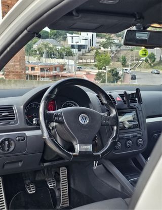 Volkswagen Golf GTI Manual