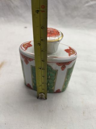 Frasco de chá em porcelana